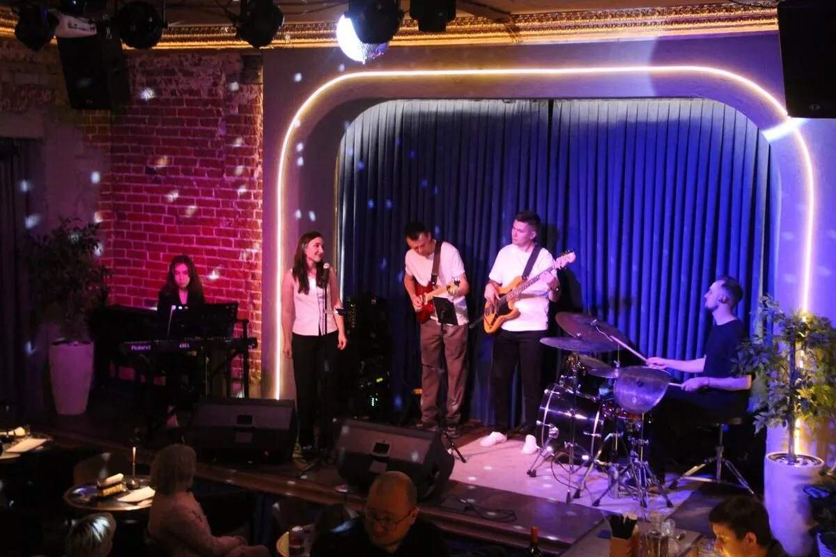 Впервые посетила джаз-бар в Тюмени 6