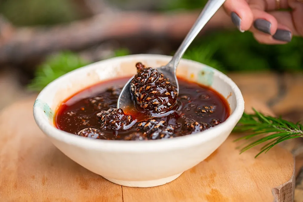 Варенье из еловых шишек (1).jpg