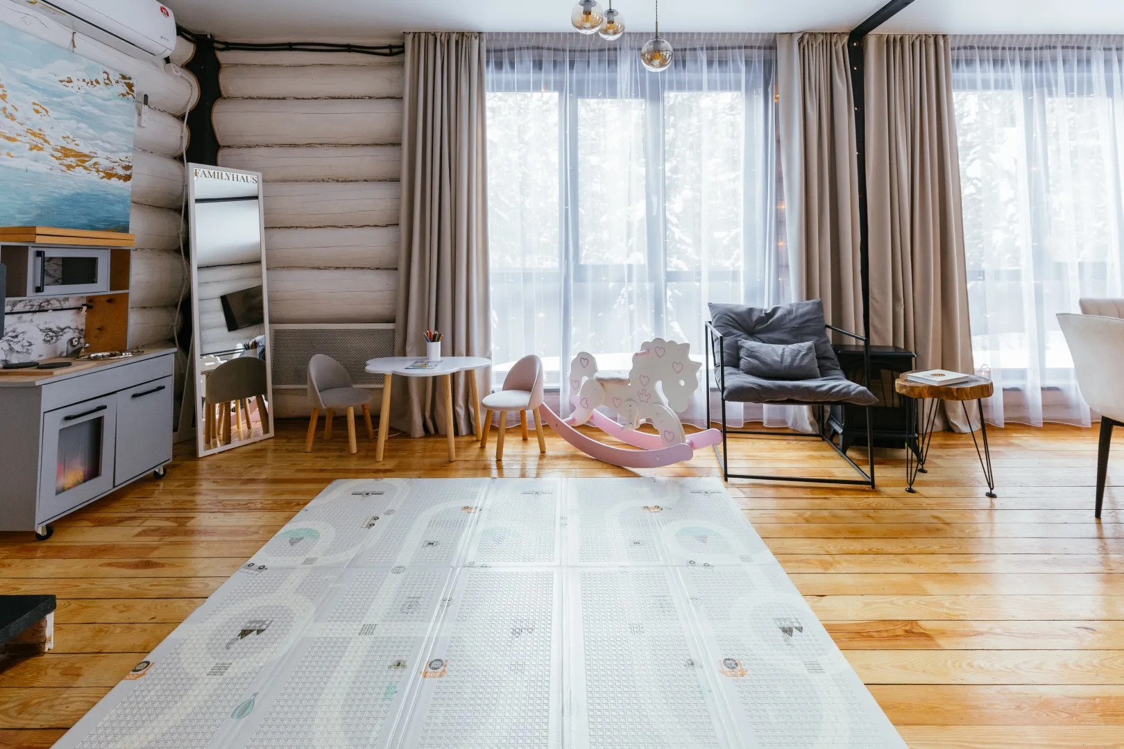 Дома для отдыха с баней и сибирским чаном  «ФемилиХаус72»