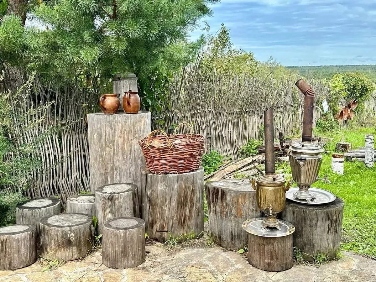 Точная копия русского подворья 6