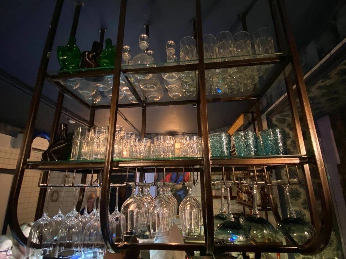 Адепт живого общения и необычных напитков 4