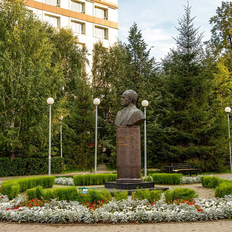 Сквер им. Немцова