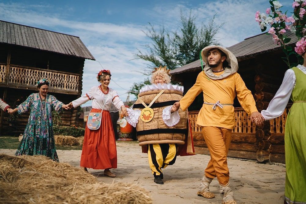 Автобусный экскурсионный тур <br> Фестиваль «Квасной пир — в гости к квасному царю» - картинка 1