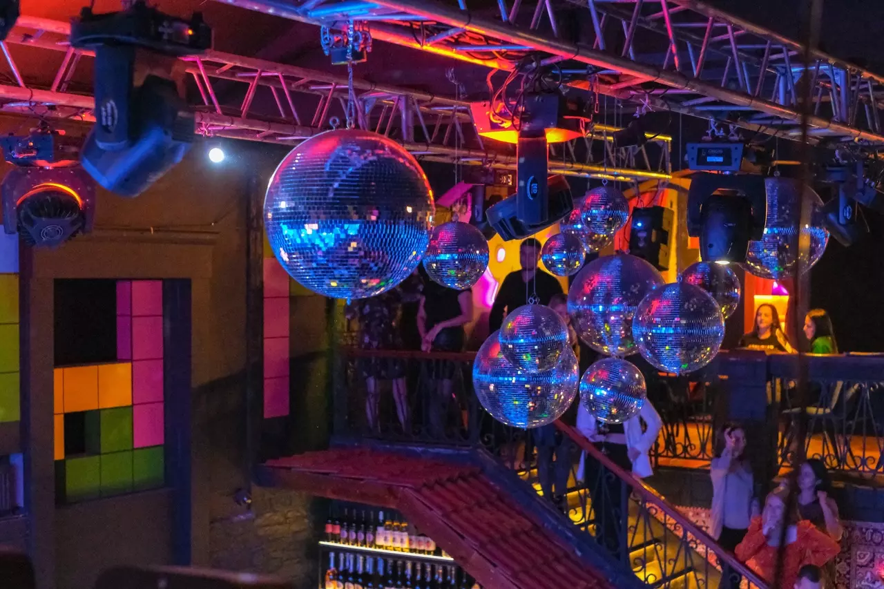 Бар «Руки Вверх!»