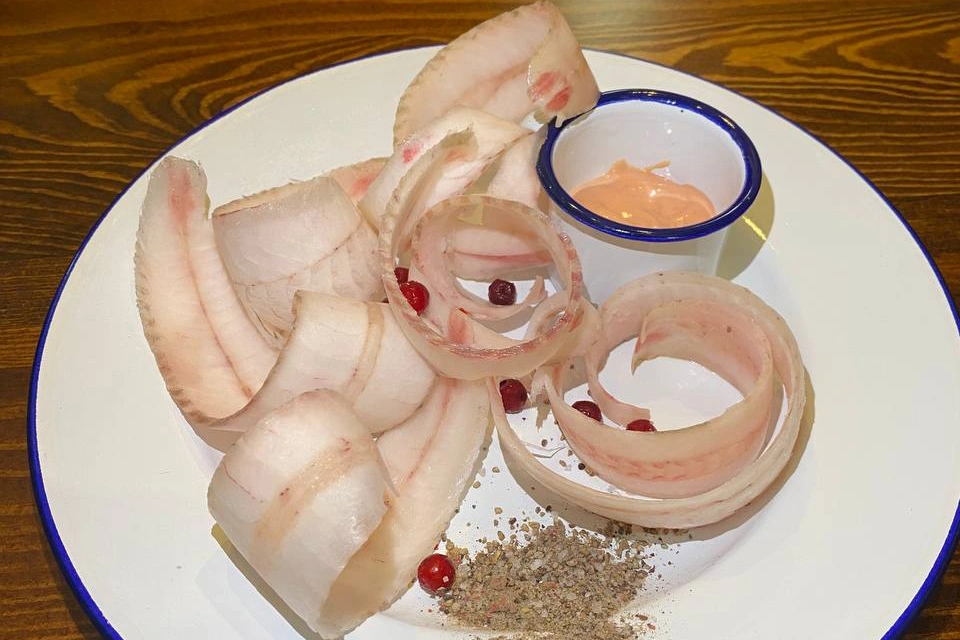 Бар «Але, гараж»