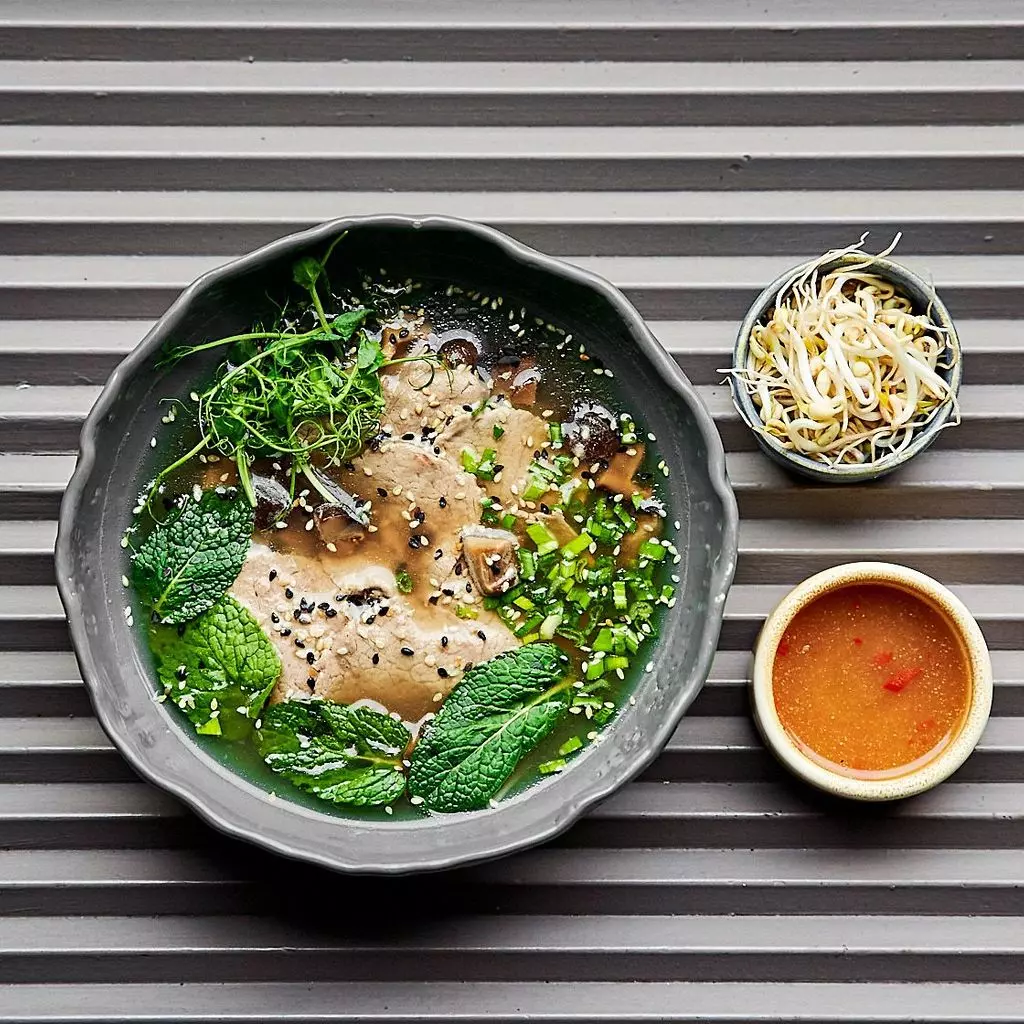 Бистро «96 азиаток»