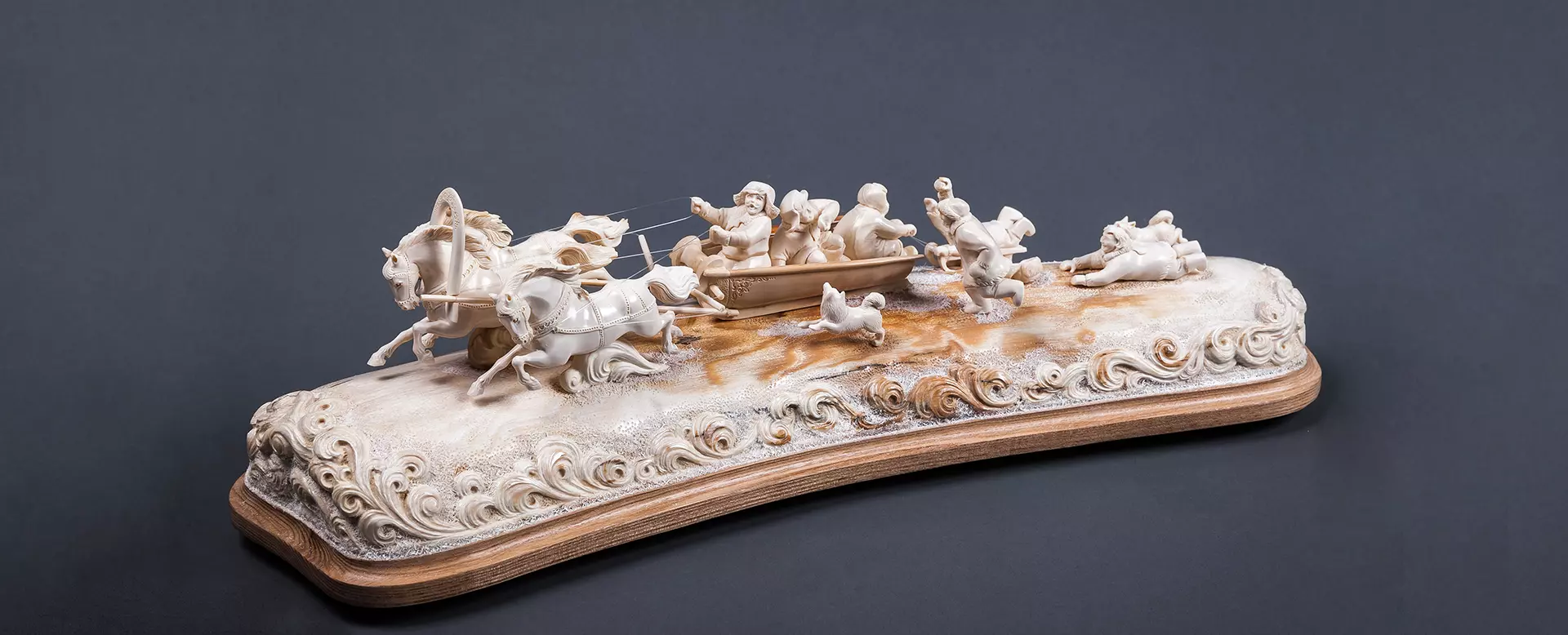 Тобольская фабрика художественных косторезных изделий