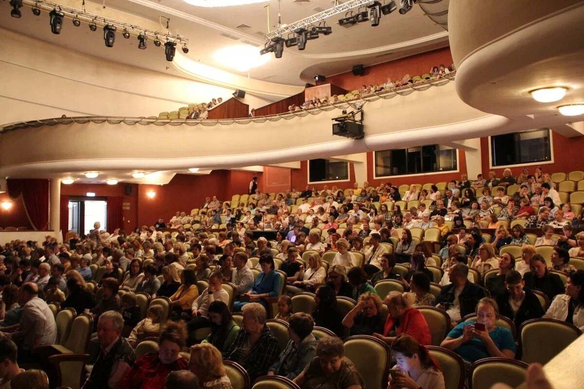 Что скрывает Дворец культуры «Нефтяник» 2