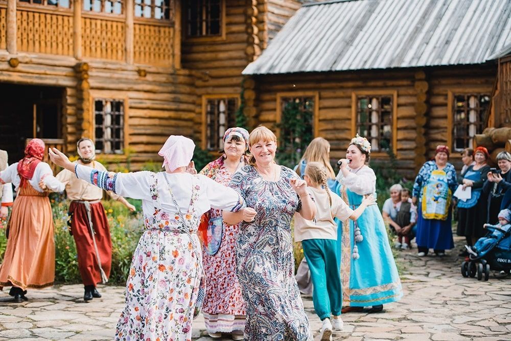Автобусный экскурсионный тур <br> Фестиваль «Квасной пир — в гости к квасному царю» - картинка 1