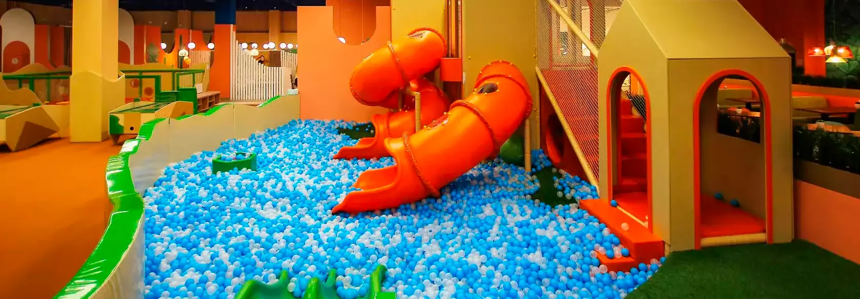 Семейный парк развлечений «Невидалия»