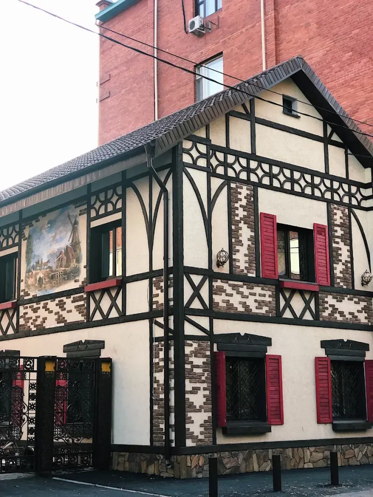 Хозяйственная постройка усадьбы1