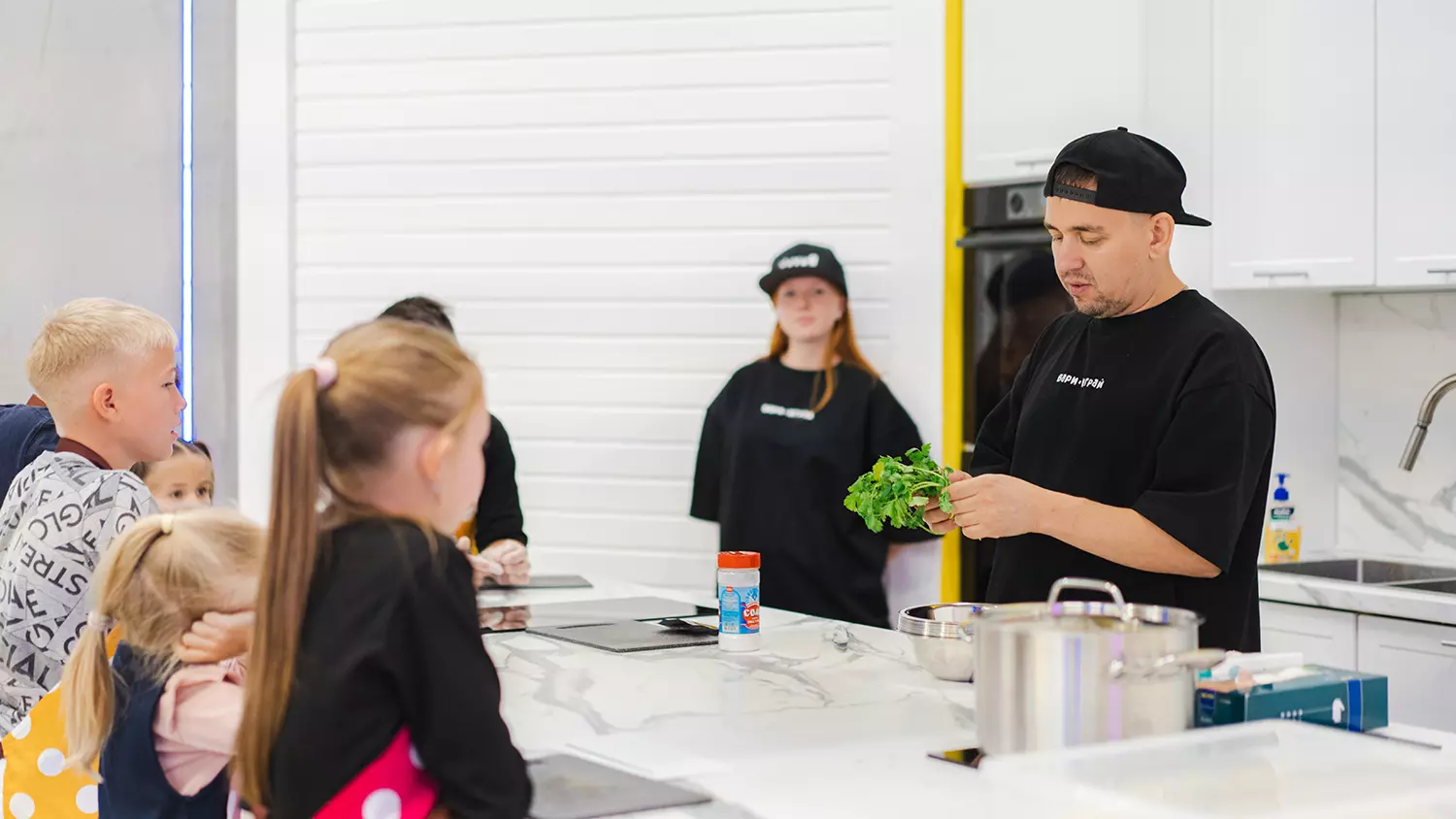 Кулинарная студия «Вари-играй»