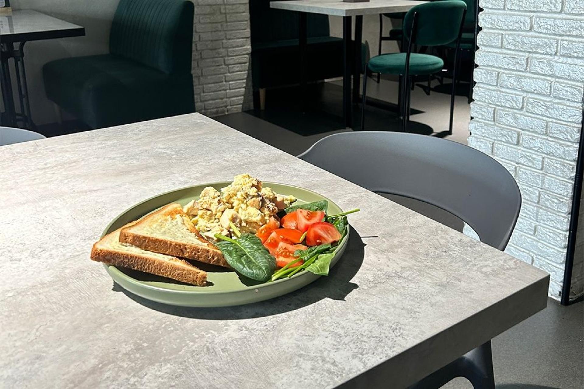 Семейное кафе «Люди»