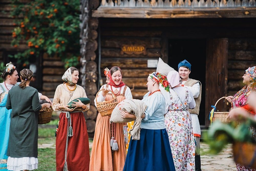 Экскурсия Ялуторовск с посещением фестиваля «Августовские спасы» - картинка 1