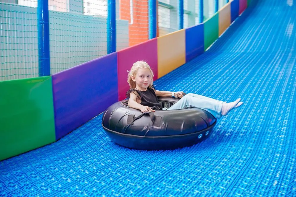 Детский парк активного отдыха и семейный ресторан «Максилэнд»