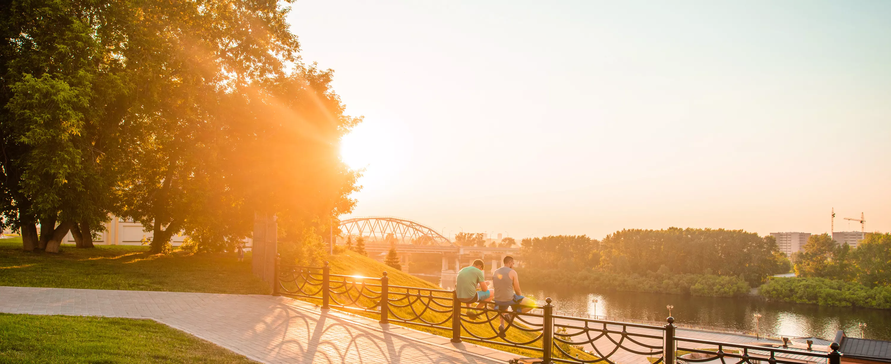 Набережная реки Туры