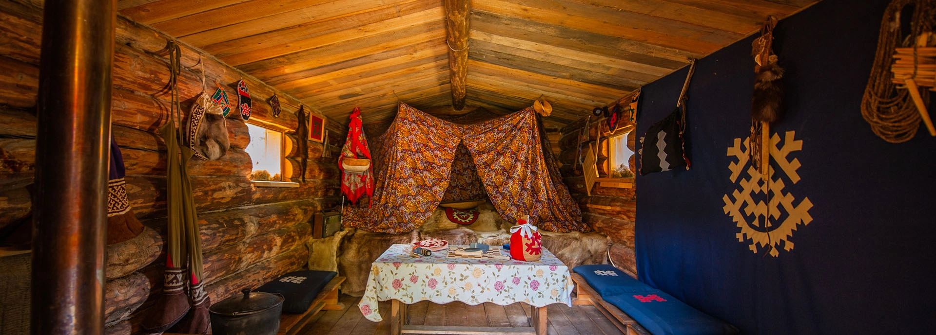 Этностойбище «Увас мир хот» (Дом северных людей)