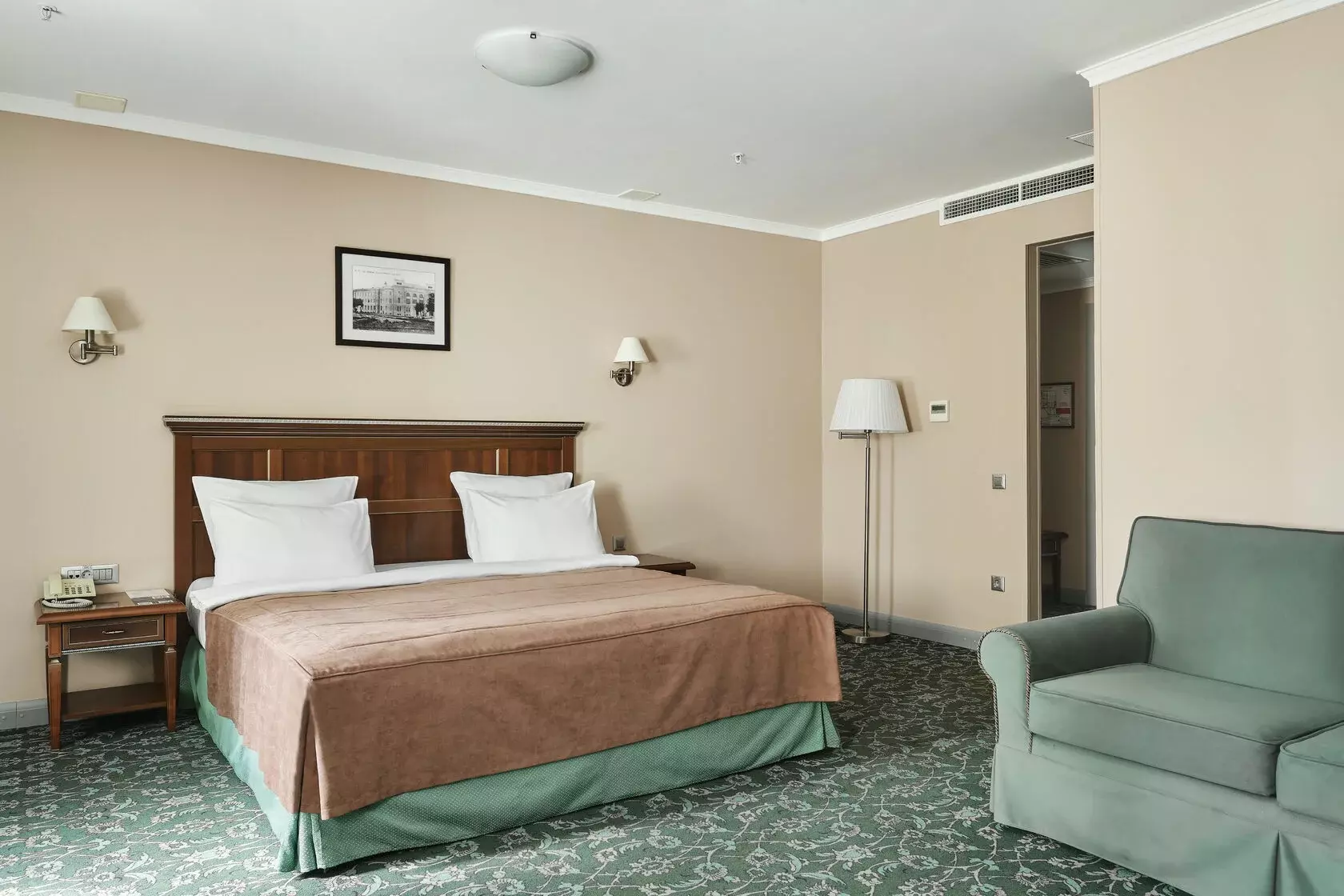 Отель «Ремезов»