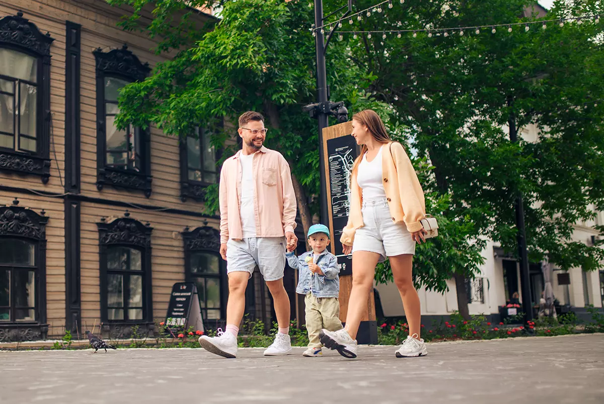 Что посмотреть в районе тюменской набережной: готовый маршрут для семейного отдыха