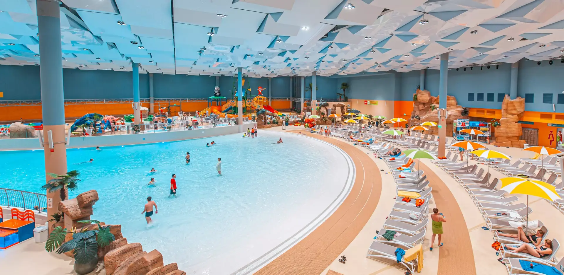 Лето круглый год: за что дети любят тюменский аквапарк