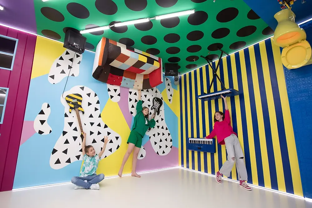 Всесезонный аттракцион «Перевернутый дом»