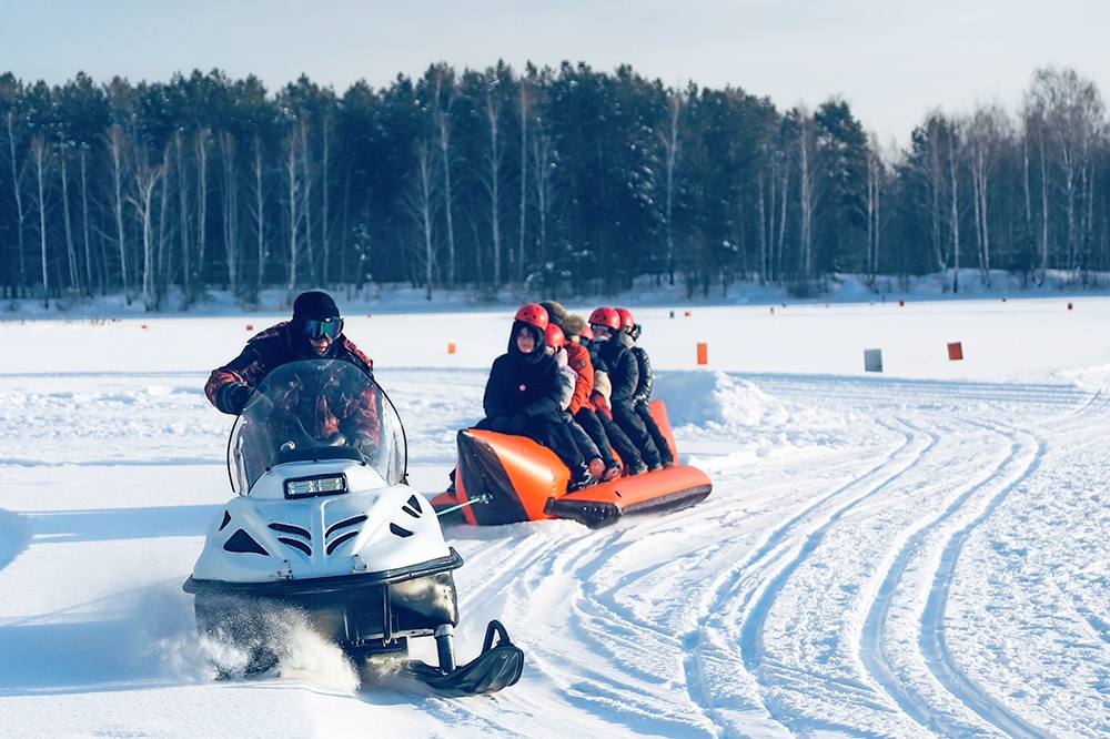 Где кататься на коньках, тюбингах и лыжах 8