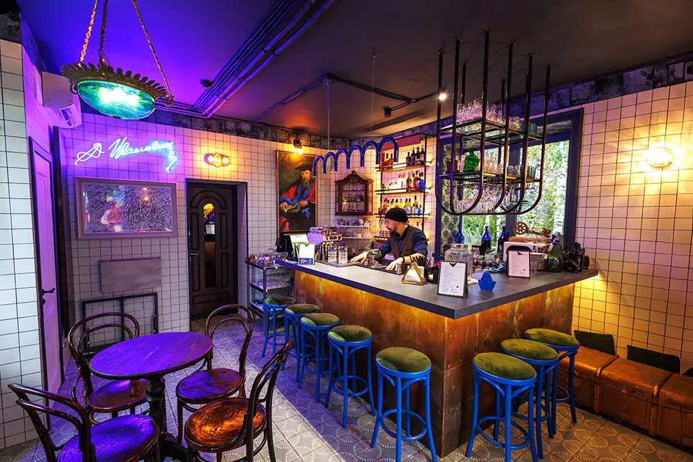 Сибирский бар русских напитков «Д. Иванович» в Тобольске