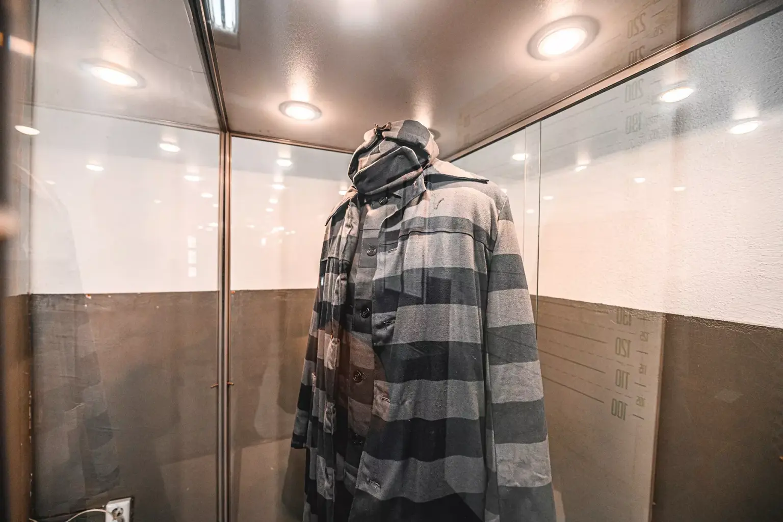 Тюремный замок4