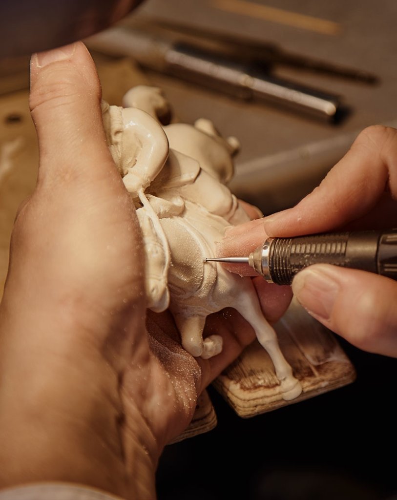 Что привезти из Тобольска - косторезные изделия 3