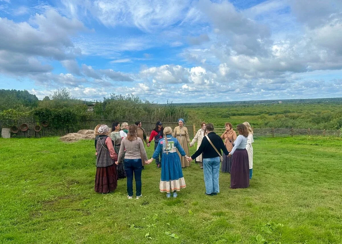 Точная копия русского подворья 8