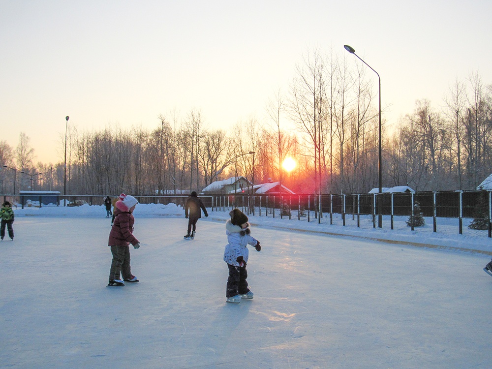 Где кататься на коньках, тюбингах и лыжах 5