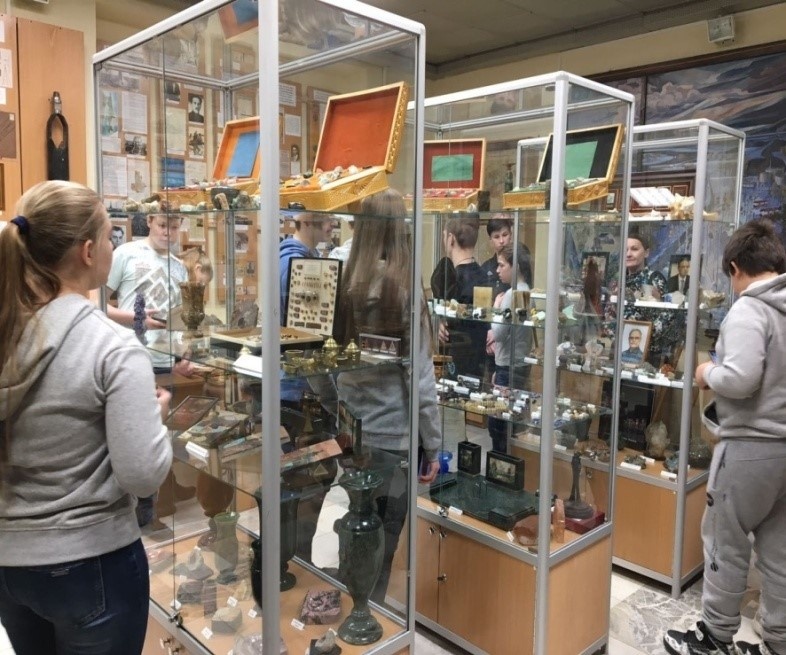 Однодневный профориентационный тур «По следам первооткрывателей тюменской нефти» - картинка 1