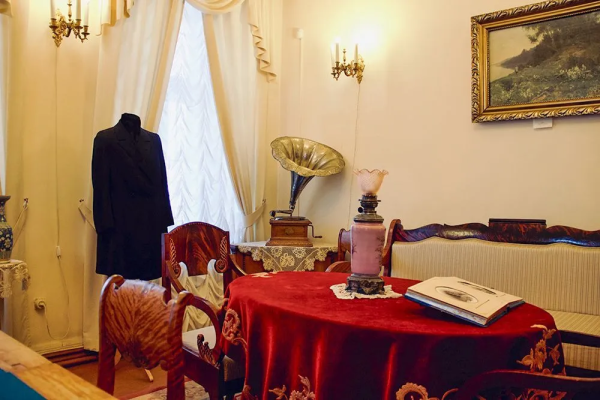 Выставка «Семейный альбом»