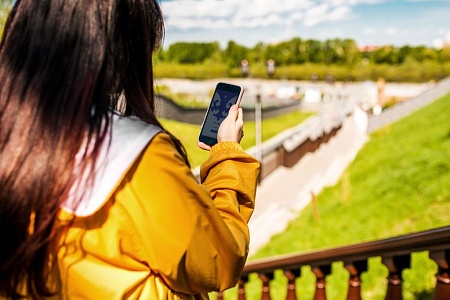 Удобные приложения и чат-боты для экскурсий