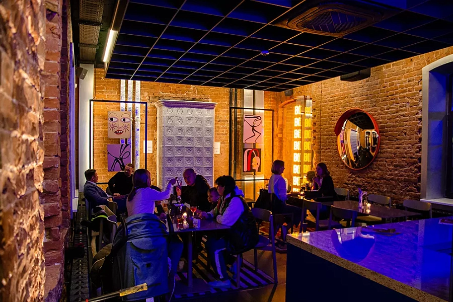 От питерской рюмочной до мексиканского бара: топ-9 атмосферных заведений Тюмени