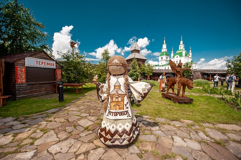 В Ялуторовск за атмосферой