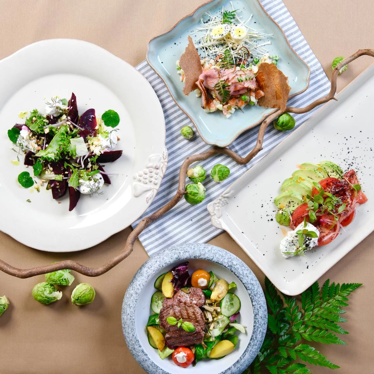 Рестохолл «Полянка кафе» в экопарке «ТАЙГА»